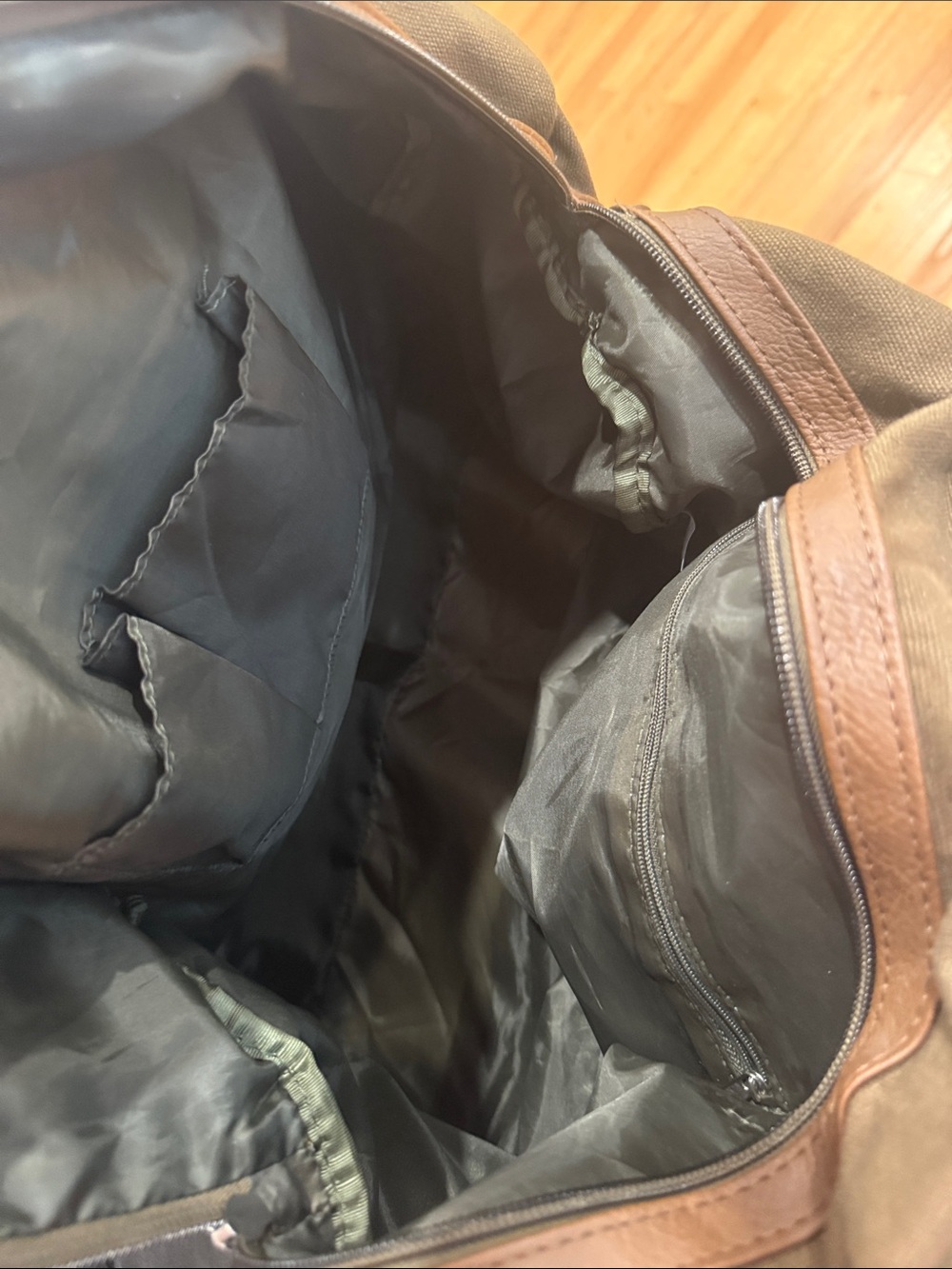 Canvas Weekender Bag - Picture 7 of 7